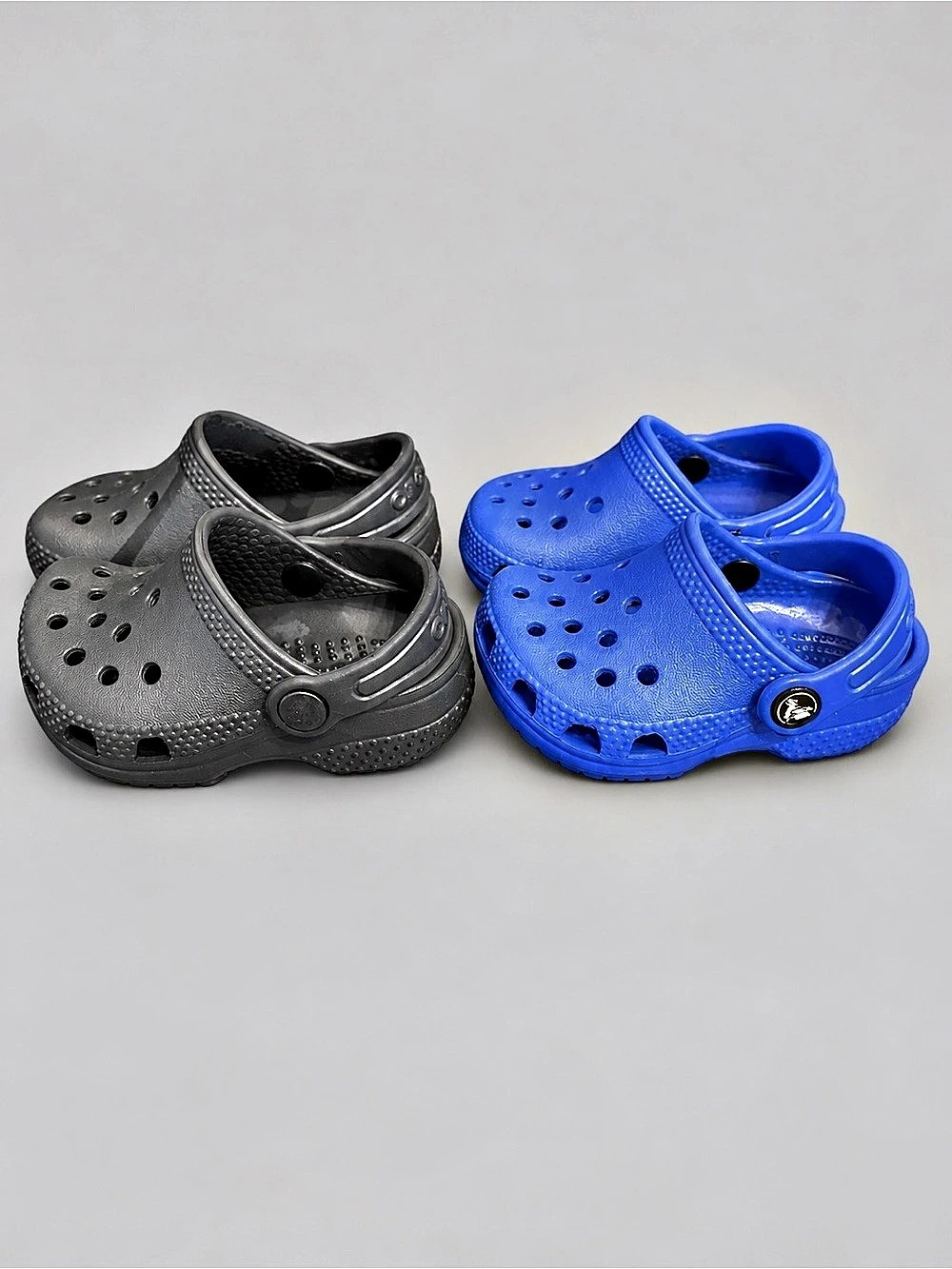 Crocs Classic Clog Kids Shoes Blue & Black gentle ware on croc label